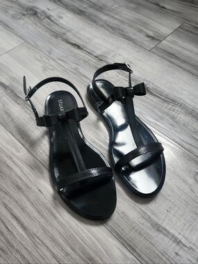 Stuart Weitzman Mellie Bow T-strap Jelly Sandals Black Size 8